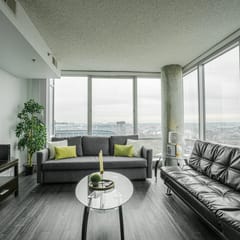 2 Bedroom Fully Furnished Apartment in Baltimore Downtown