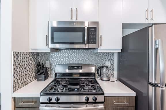 Two-Bedroom Apartment on Gordon St - Image 1