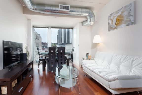 2Bedroom 1Bath Apartment in the Heart of Philadelphia - Image 1