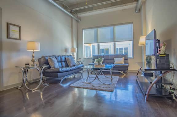 1BR Apartment Walking Distance to FOX Theatre - Image 5